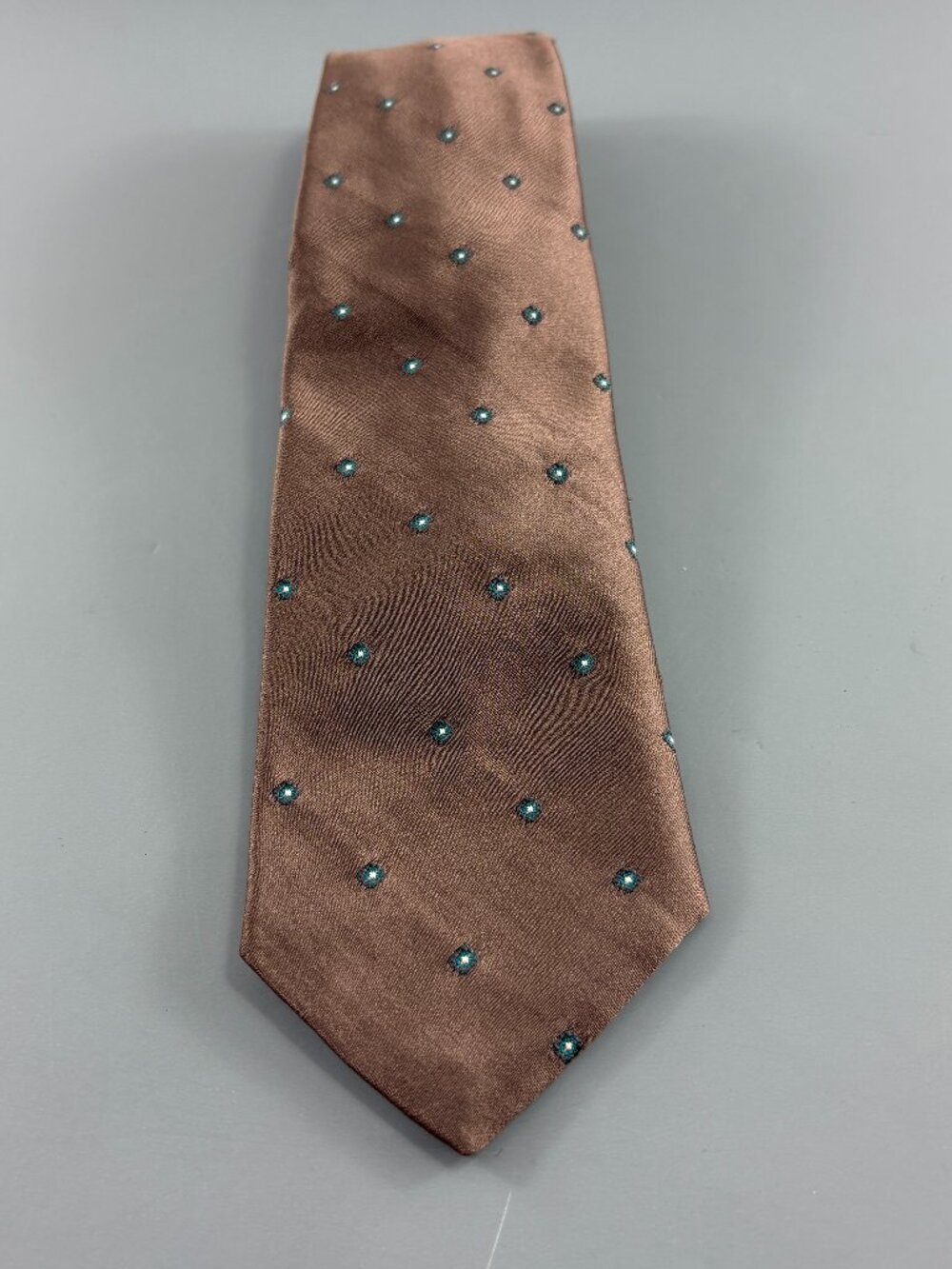 Vintage Austin Manor Brown / Green Flowers Men's Tie 3 1/4" x 58 1/2"